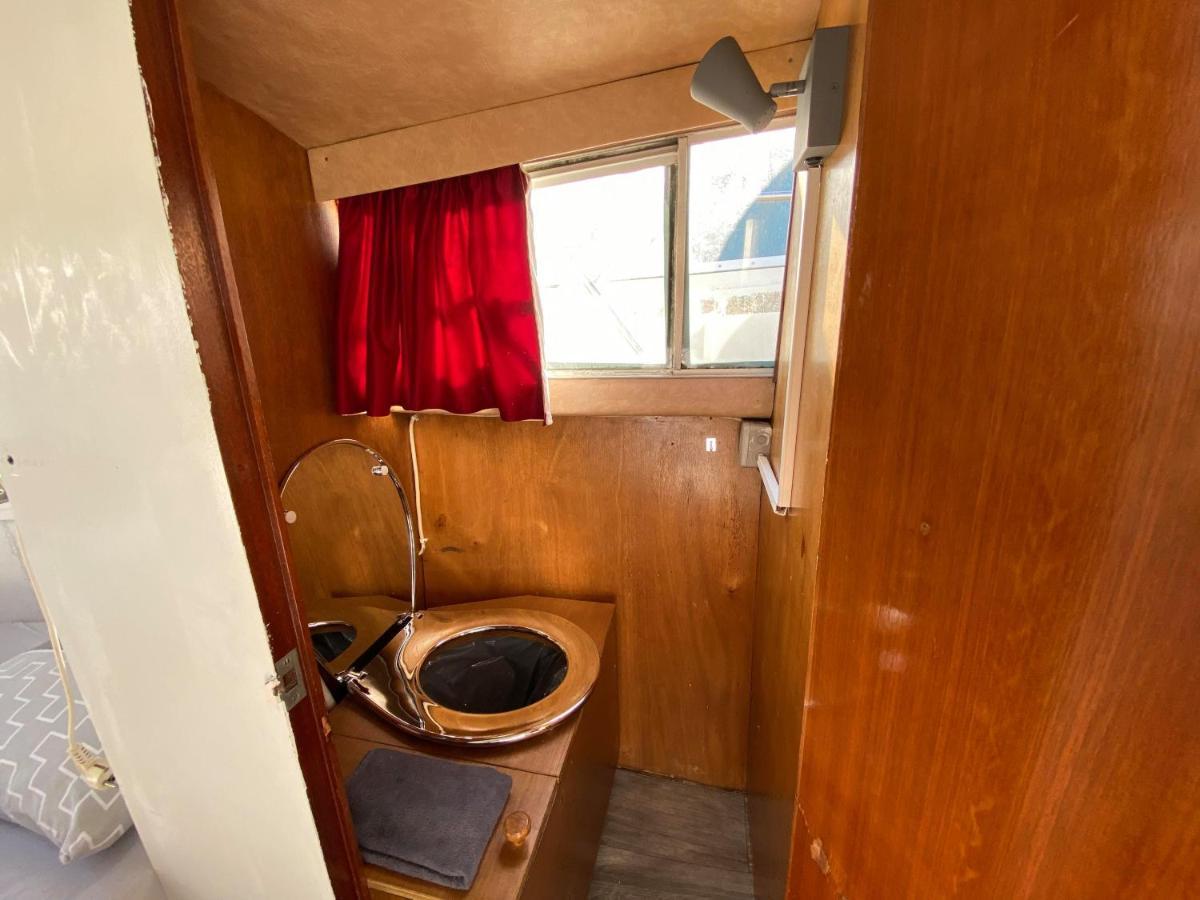 Bateau L'Etoile, Romantique, Apaisant, Ideal Pour Un Couple Ouistreham Exterior foto