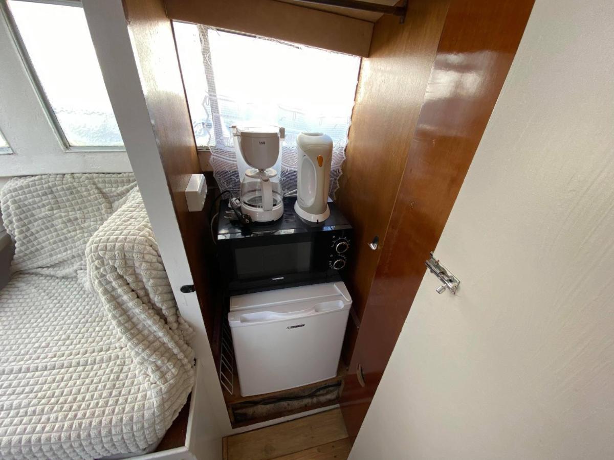 Bateau L'Etoile, Romantique, Apaisant, Ideal Pour Un Couple Ouistreham Exterior foto